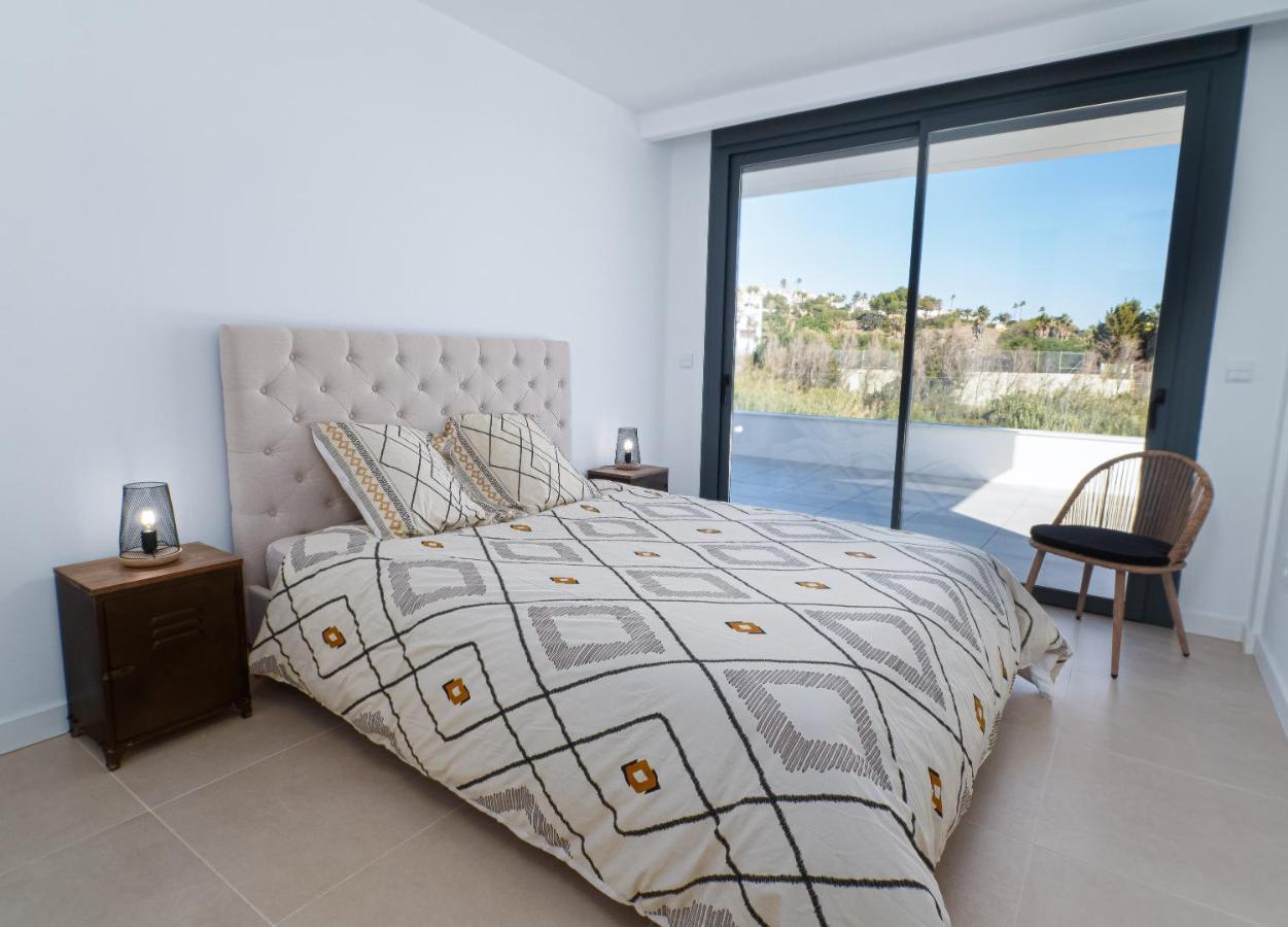 Villa Moderne Proche De La Mer 马尼尔瓦 外观 照片